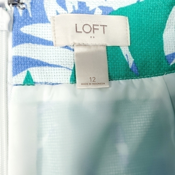 Loft Blue Green White Leaf Pattern Cotton Skirt Size 12 - Picture 6 of 12